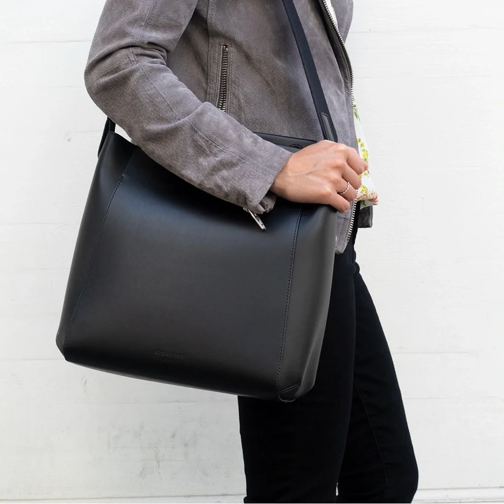 Everlane The Form Black Leather Adjustable Strap Bag - Picture 6 of 9